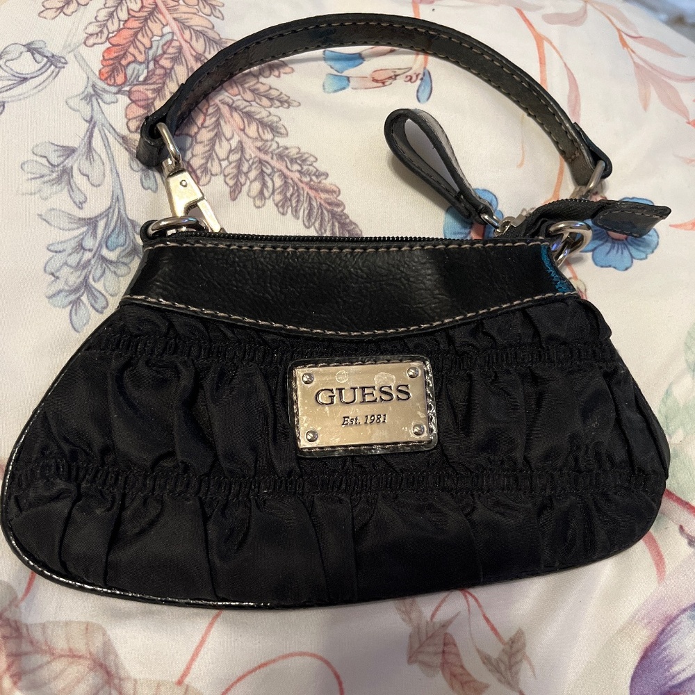 Guess Wristlet